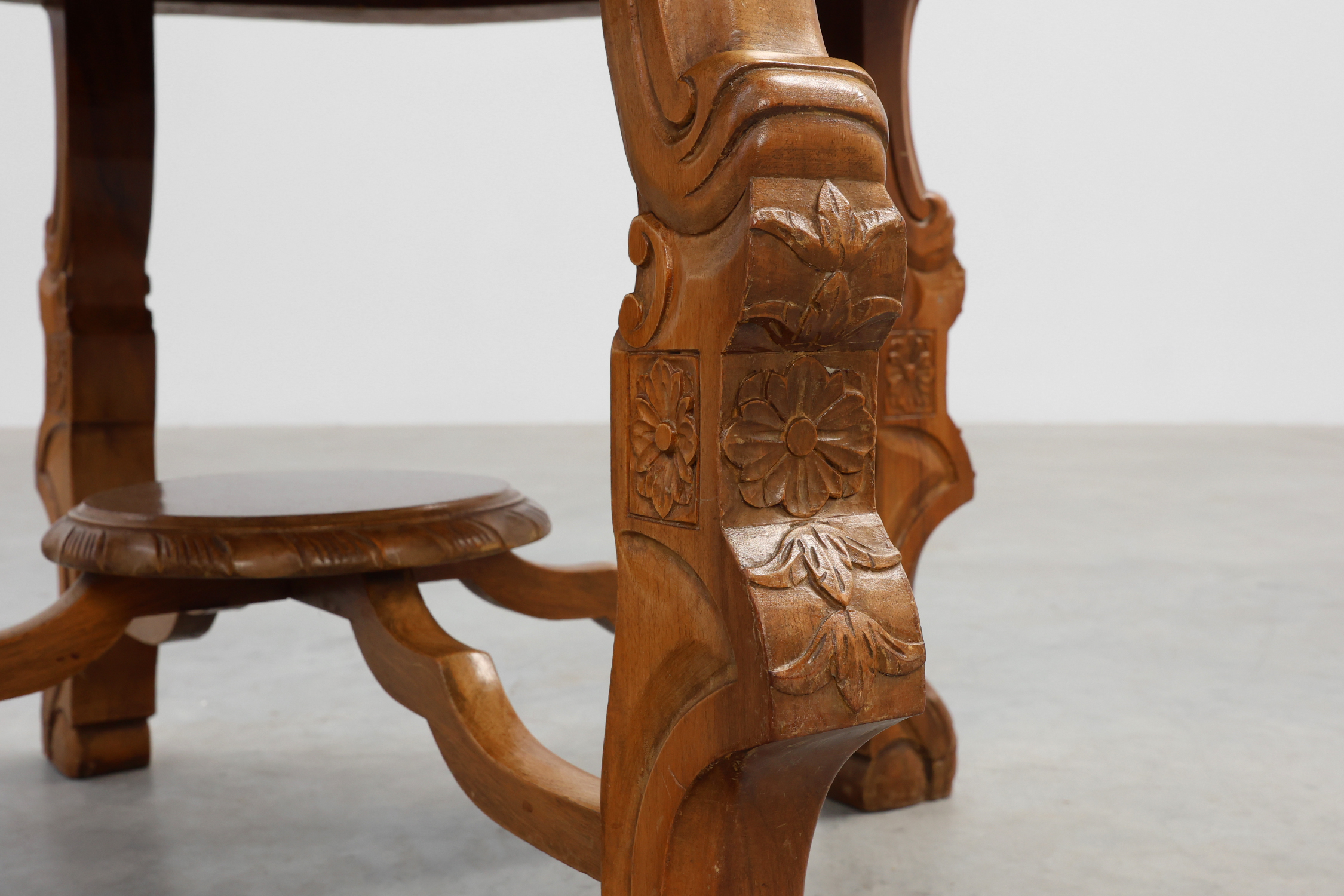 Renaissance‑Style Round Walnut Coffee Table, France &ndash; Late 19th Centurythumbnail